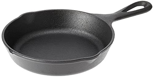 Lodge Wildlife Series 6.5-inch Wolf Skillet (L3SKWLWF)